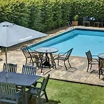Haven Marina Motel 